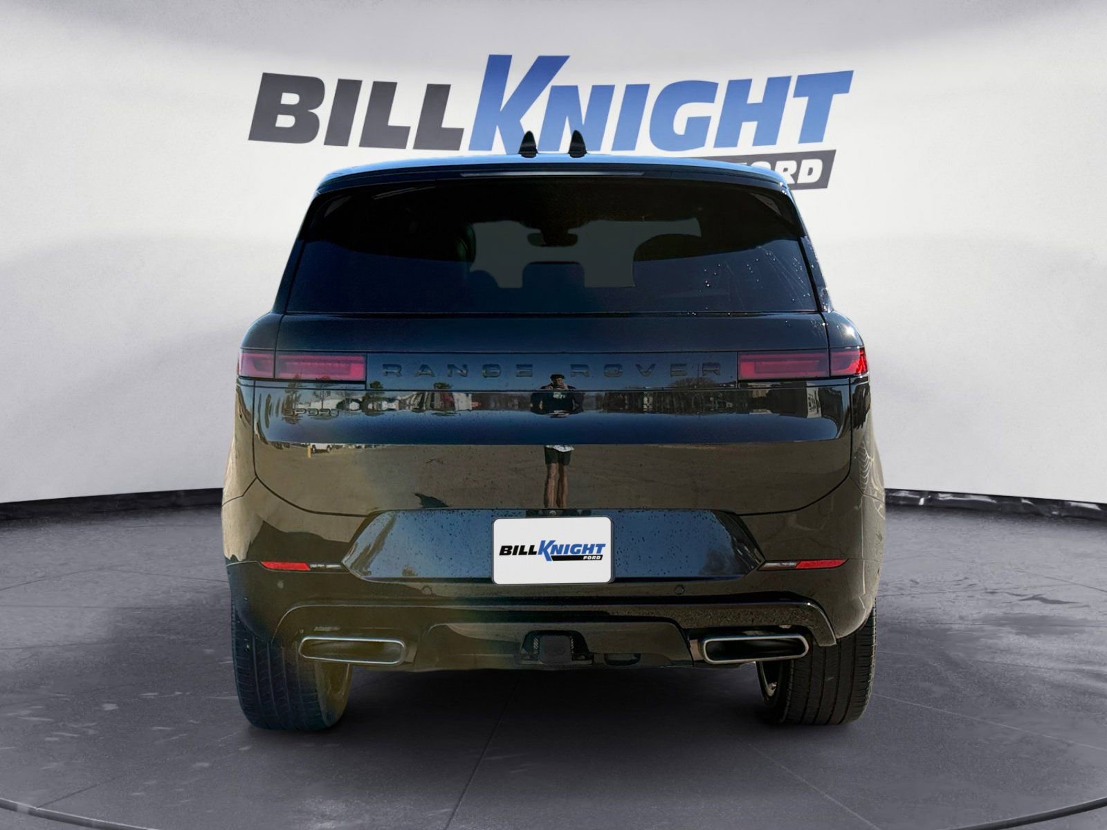 Used 2025 Land Rover Range Rover Sport Dynamic SE image 4