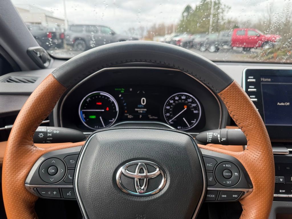 Used 2019 Toyota Avalon Limited w/ Advanced Safety Package image 17