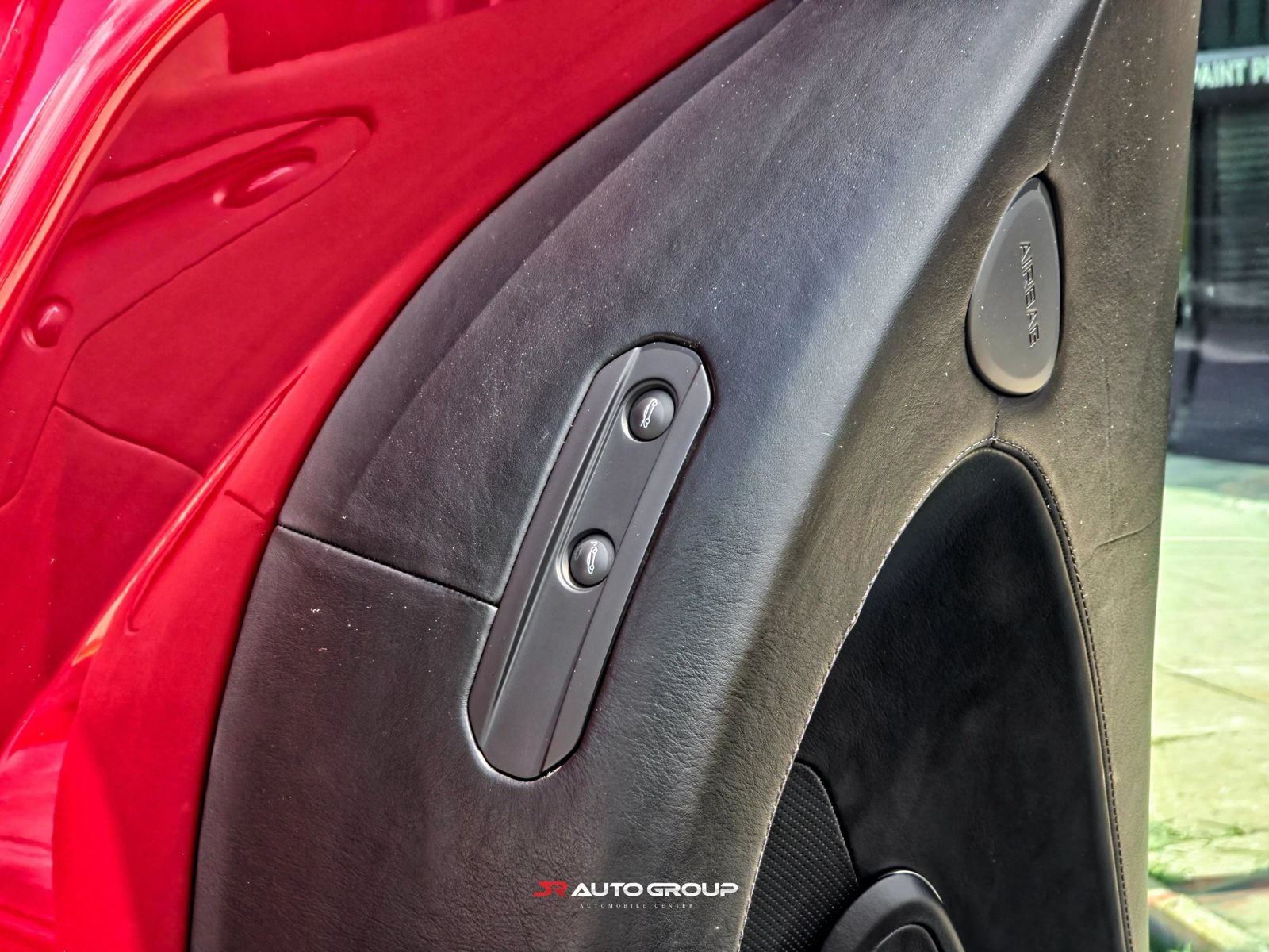 Used 2020 McLaren GT RWD image 54
