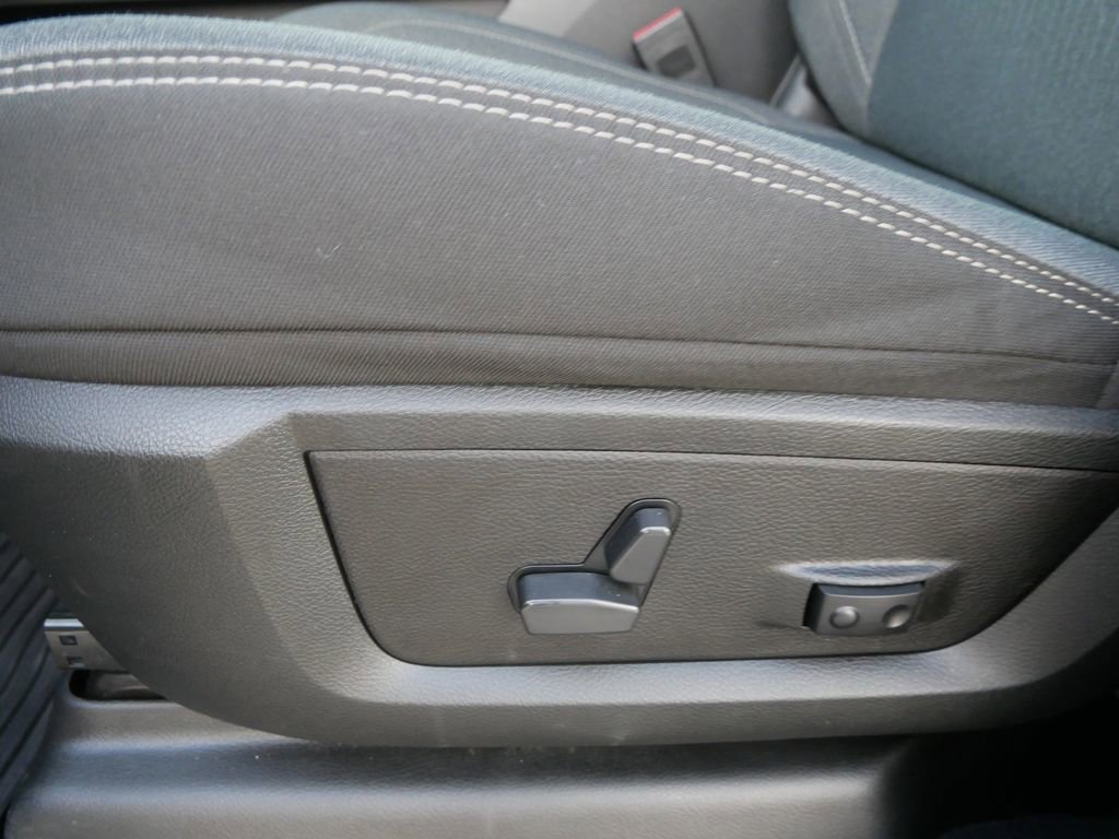 Used 2023 RAM 2500 Big Horn w/ Level 1 Equipment Group image 18