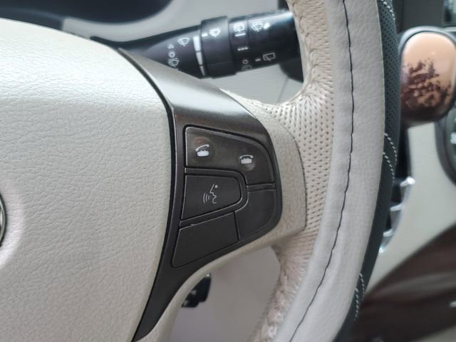 Used 2011 Toyota Sienna XLE image 16