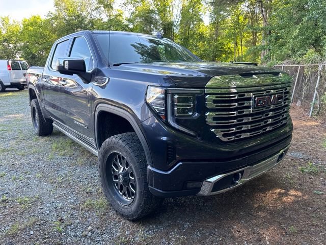 Used 2022 GMC Sierra 1500 Denali w/ Denali Reserve Package AWD/4WD image 10