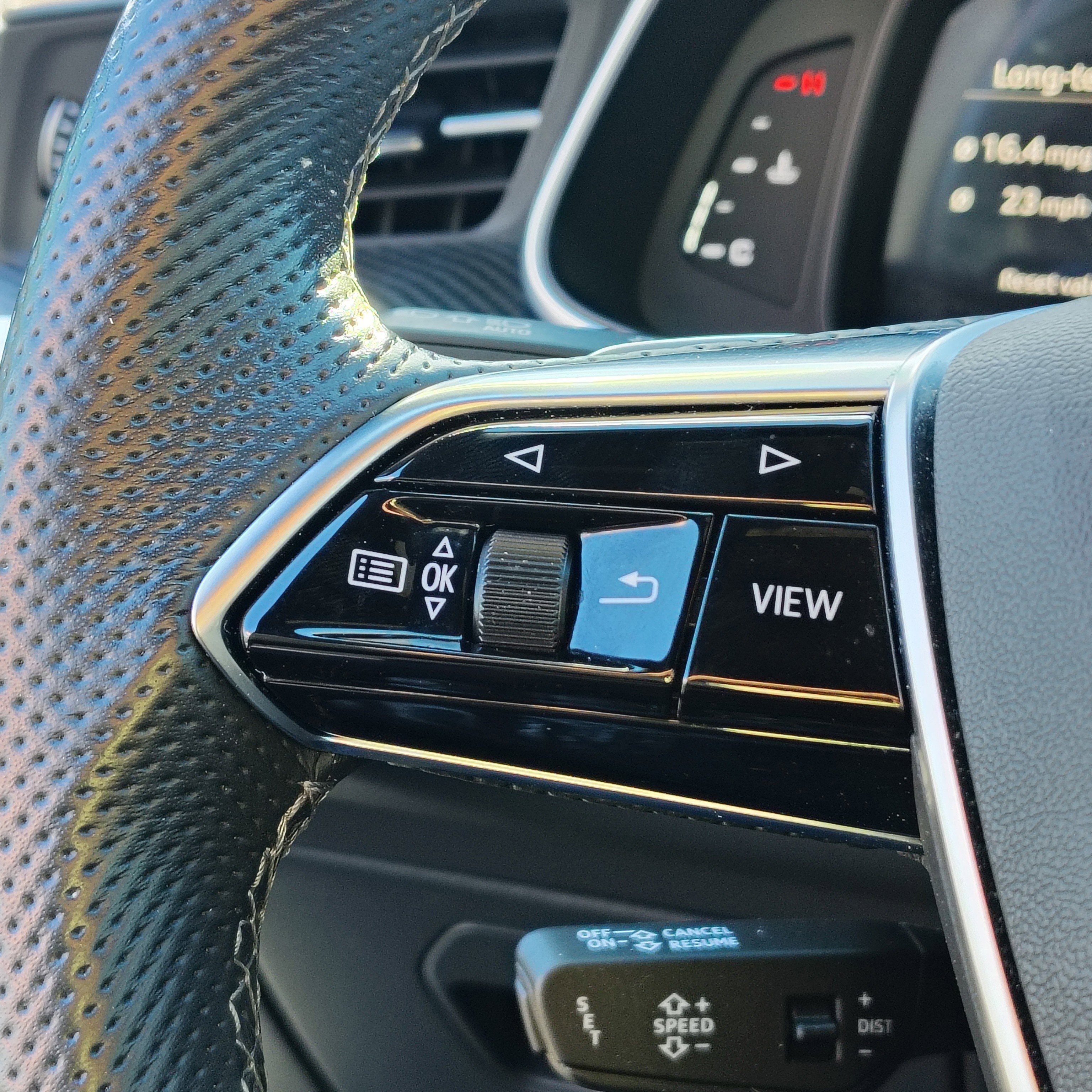 Used 2023 Audi S6 Premium Plus image 30