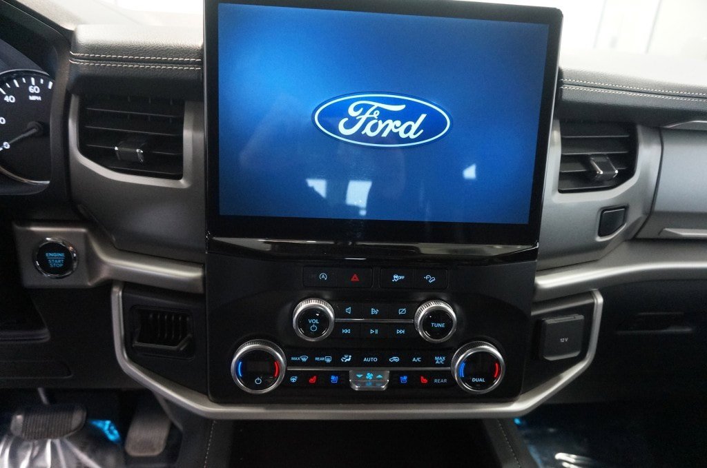 Used 2024 Ford Expedition Max XLT AWD/4WD image 10