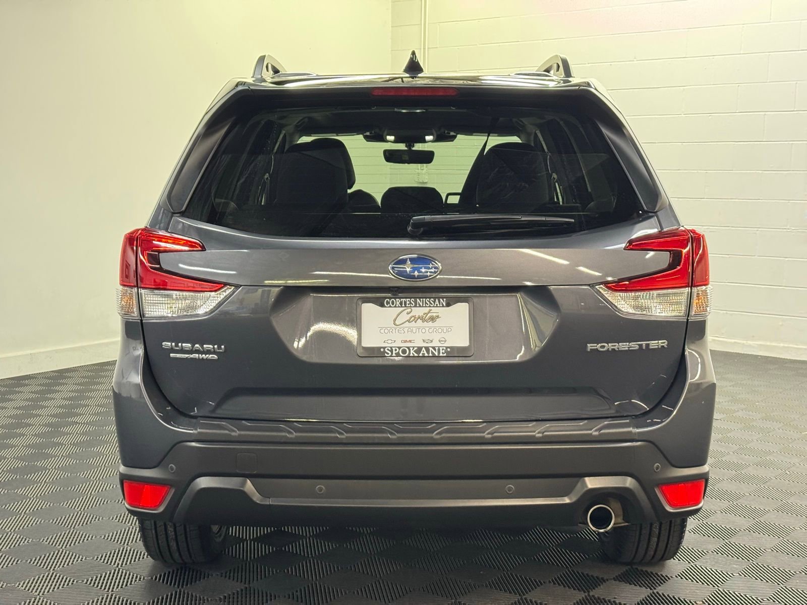 Used 2024 Subaru Forester Limited w/ POP Package 3 image 6