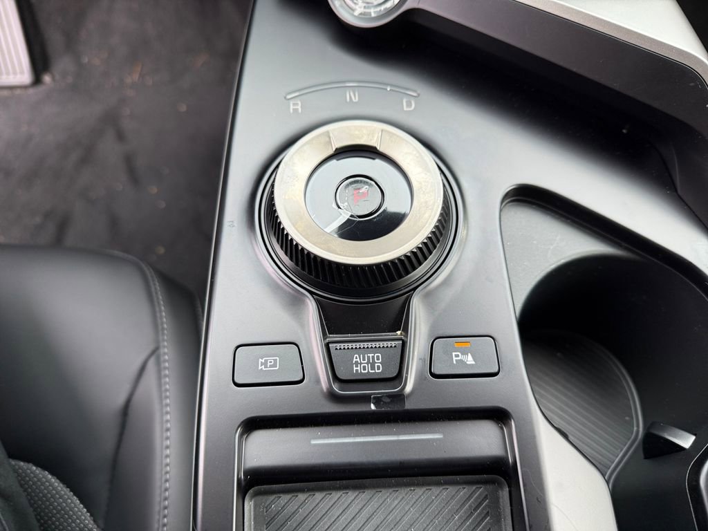 New 2025 Kia EV6 Light w/ Light LR Technology Package image 18