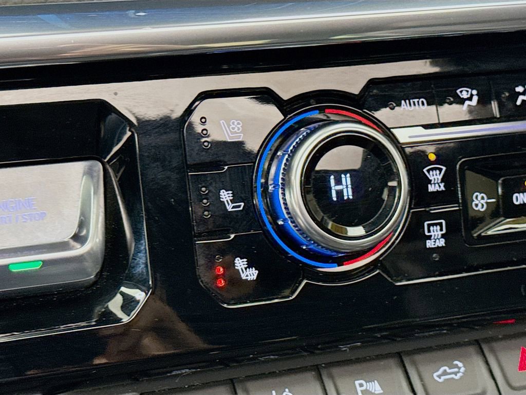 Used 2024 GMC Sierra 2500 Denali w/ Denali Reserve Package image 23