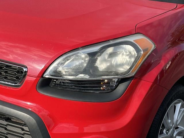 Used 2012 Kia Soul + w/ Audio Pkg image 10