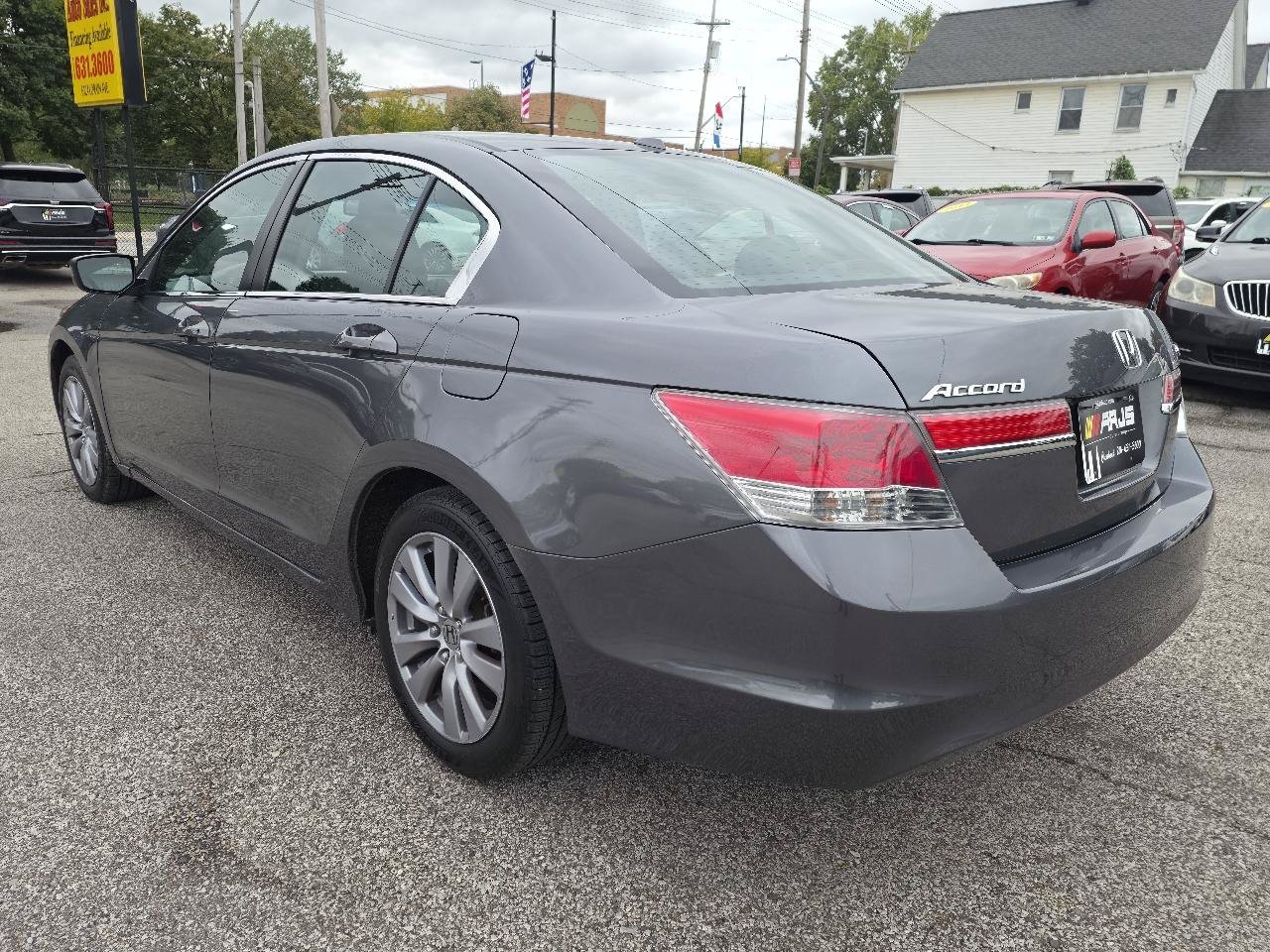 Used 2011 Honda Accord EX-L image 7