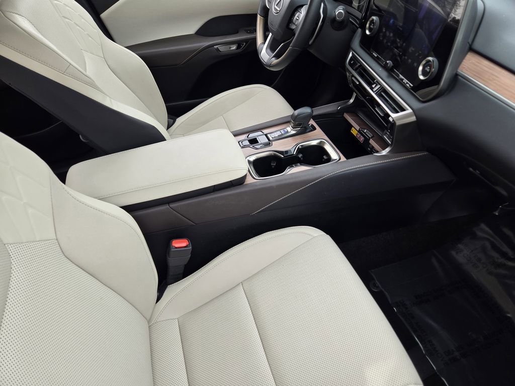 Used 2023 Lexus RX 350 Premium w/ Accessory Package (Z1) image 17