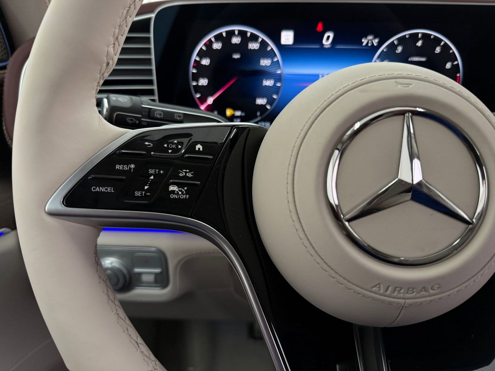 New 2026 Mercedes-Benz Maybach GLS 600 4MATIC image 14