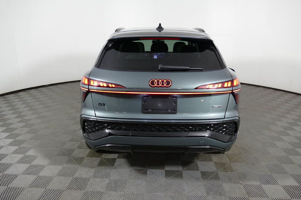 New 2026 Audi Q3 quattro 2.0T AWD/4WD image 4