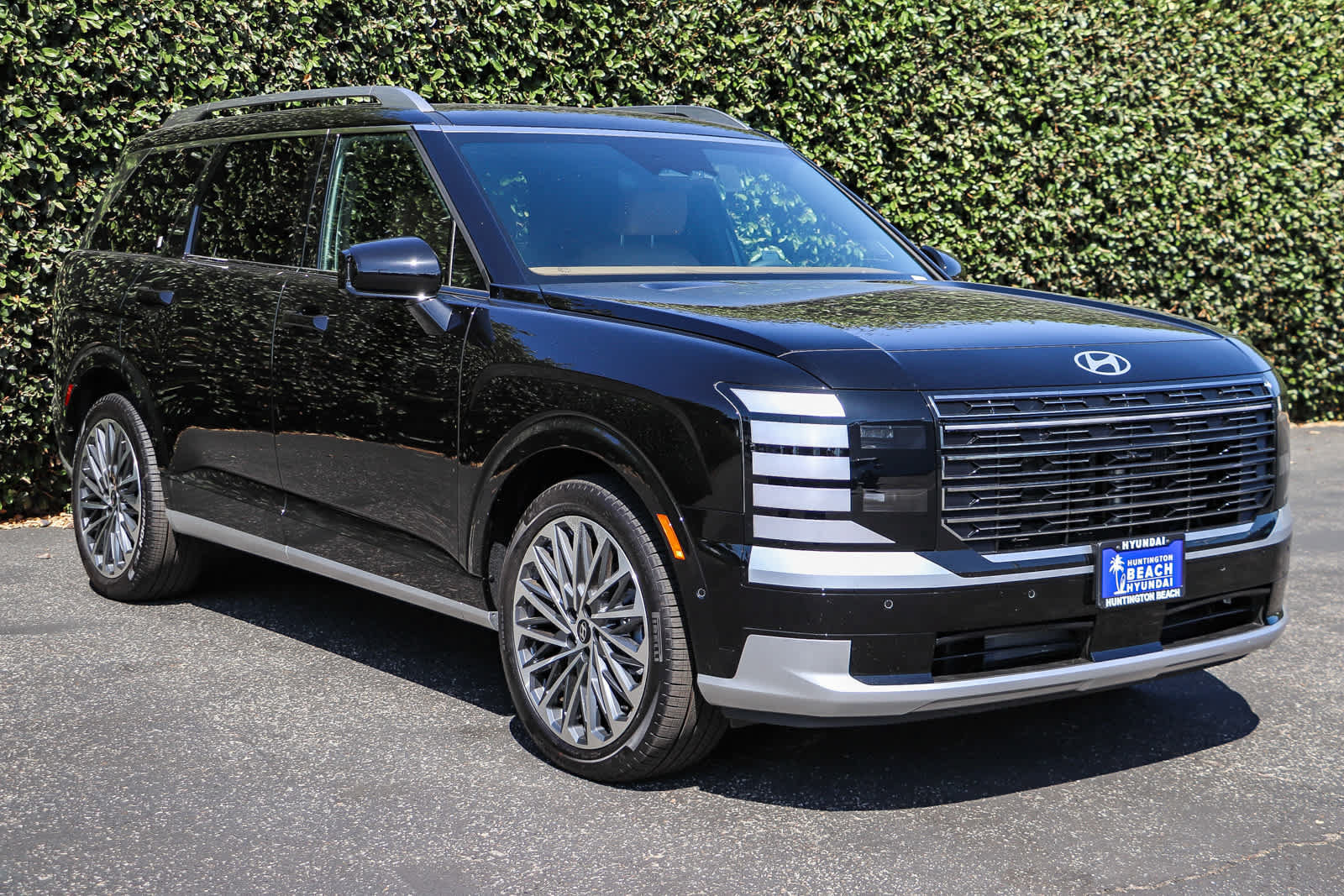New 2026 Hyundai Palisade Calligraphy AWD/4WD image 3