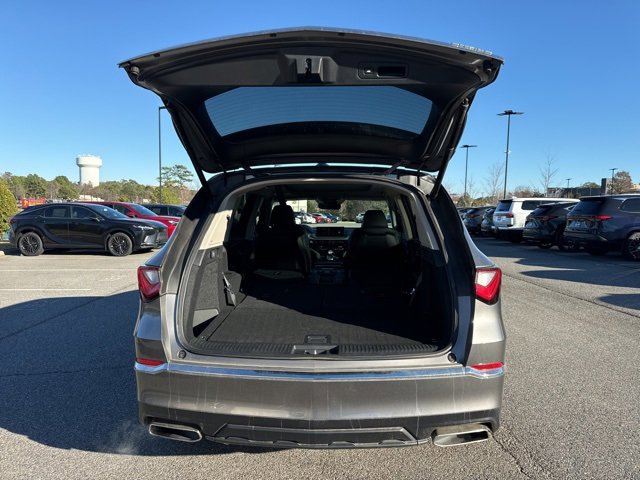 Used 2023 Acura MDX SH-AWD image 12