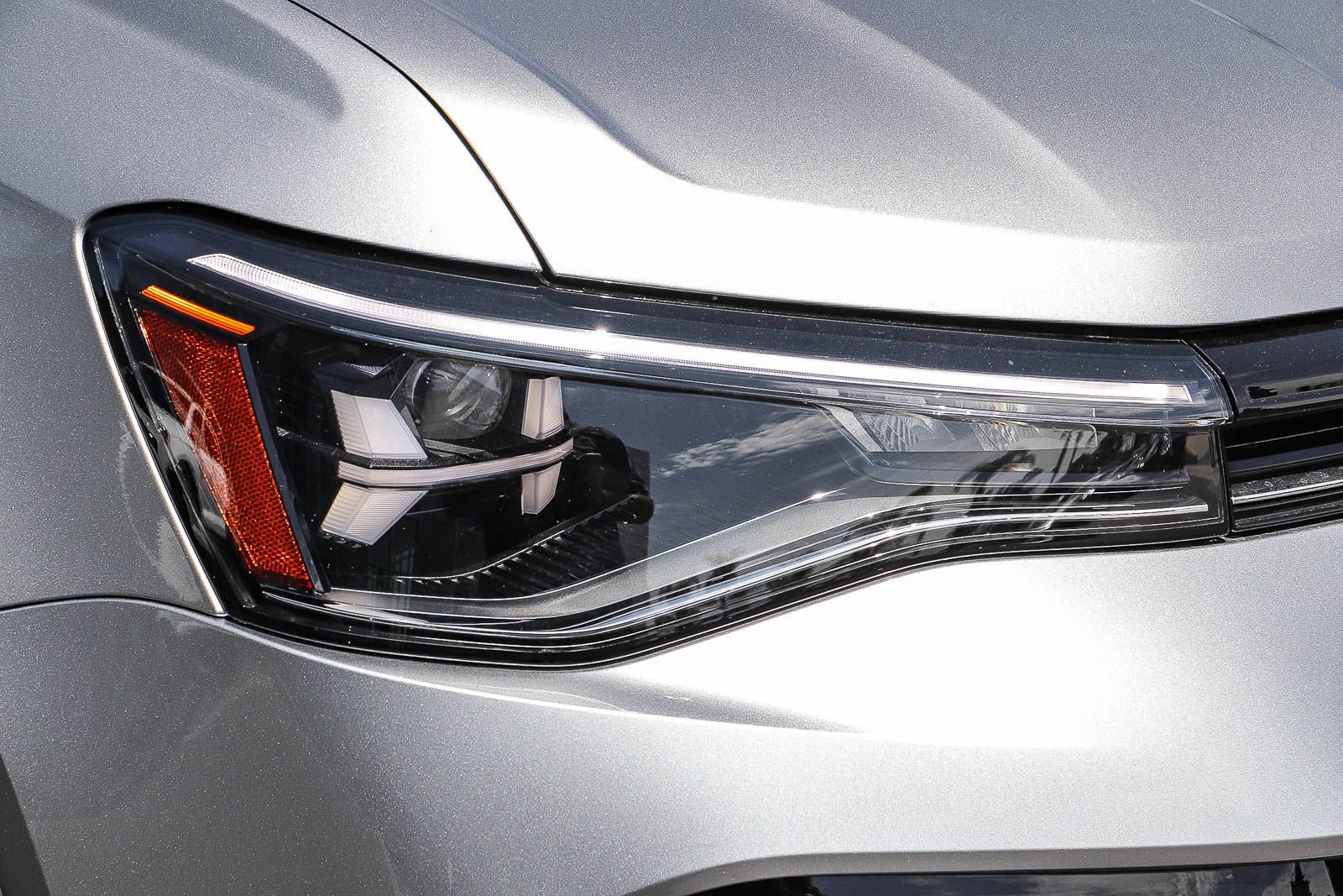 New 2026 Volkswagen Taos S FWD image 4