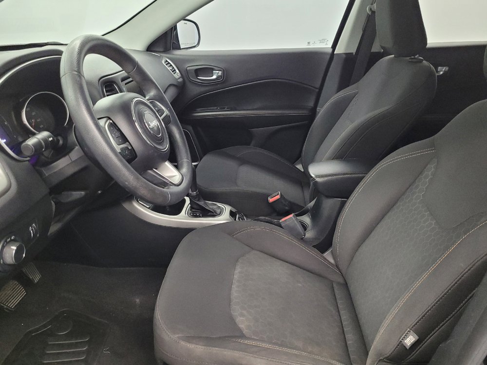 Used 2018 Jeep Compass Sport FWD image 17