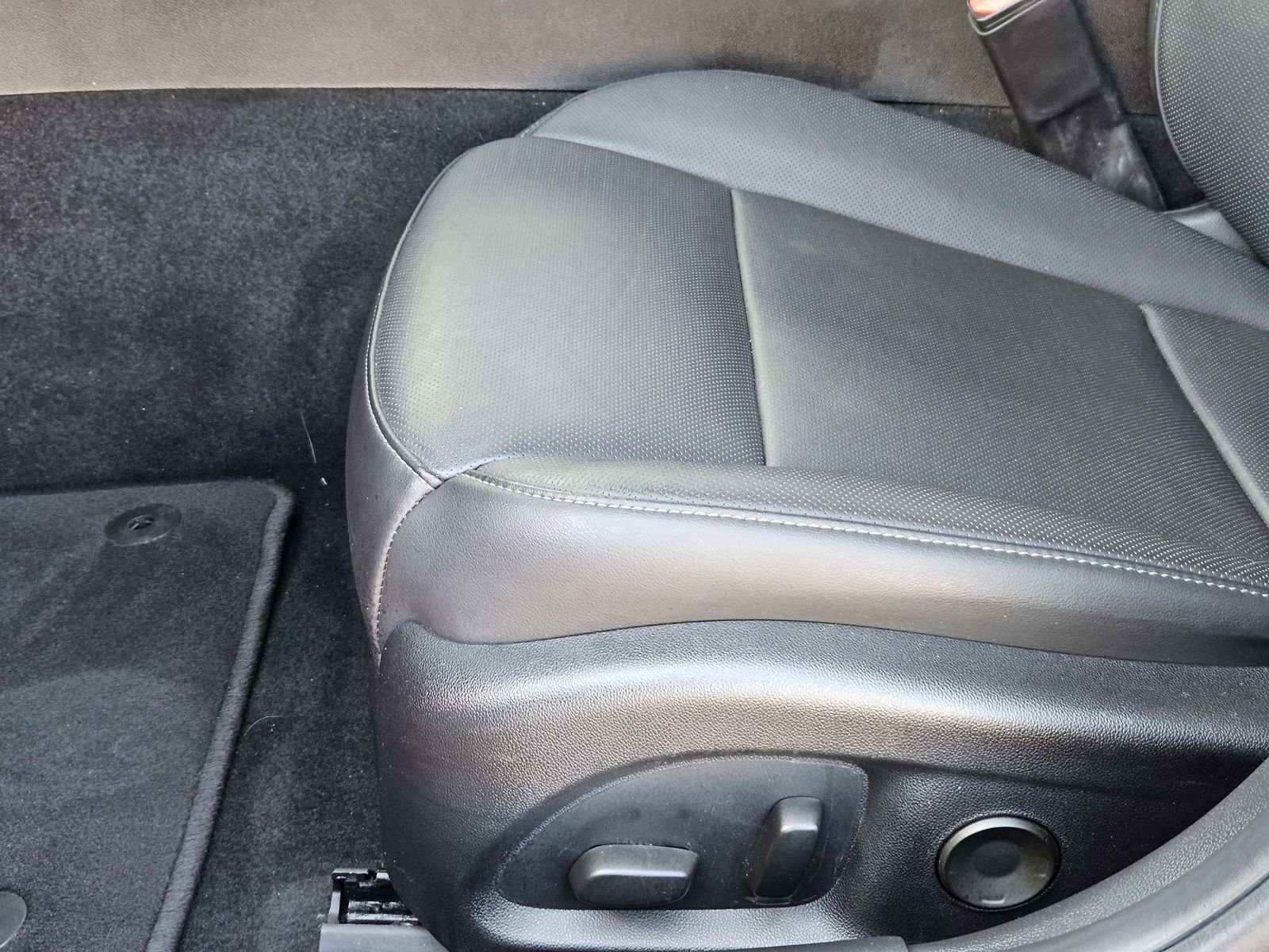 Certified 2022 Cadillac CT4 Premium Luxury w/ Climate Package image 29