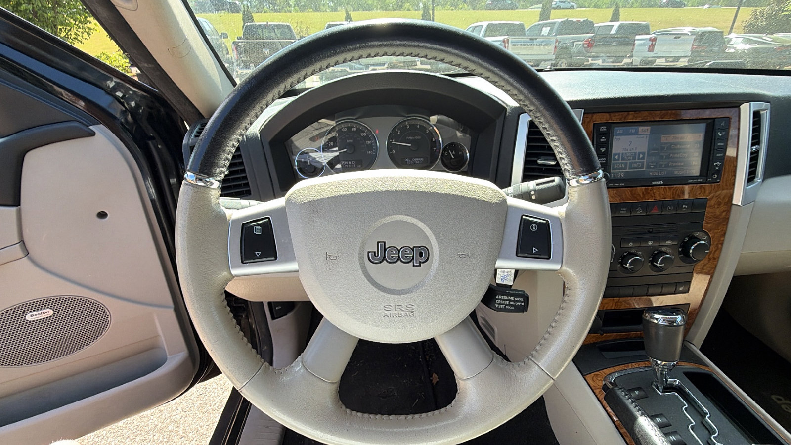 Used 2008 Jeep Grand Cherokee Limited w/ Quadra-Drive II 4X4 Group image 26