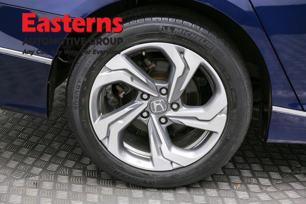 Used 2020 Honda Accord EX image 29