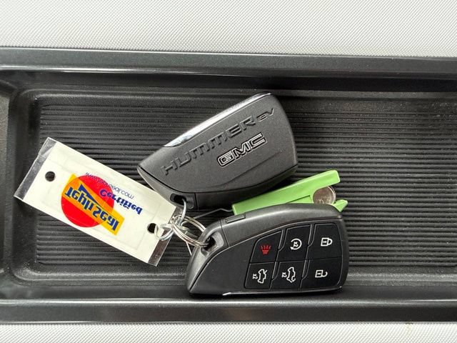 Used 2025 GMC Hummer EV 3X AWD/4WD image 39