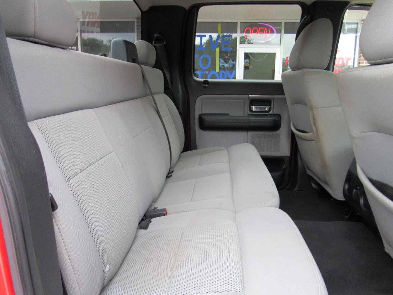 Used 2005 Ford F150 XLT AWD/4WD image 29