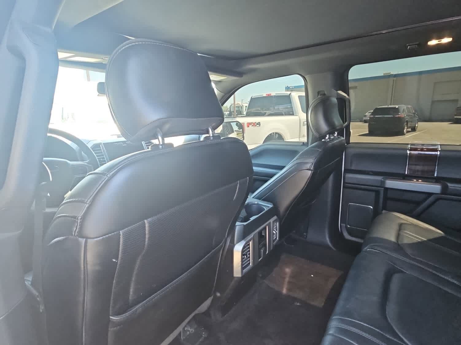 Used 2016 Ford F150 Platinum w/ Equipment Group 701A Luxury RWD image 11