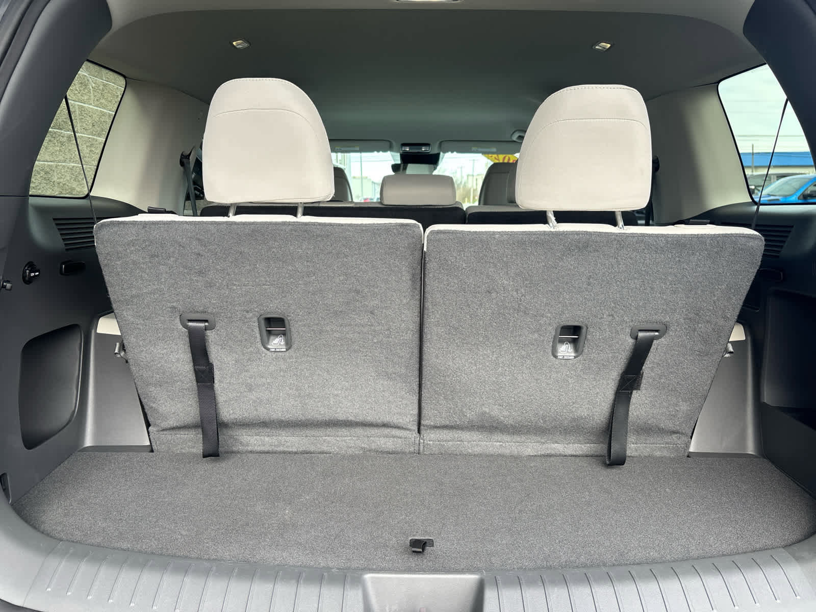 Used 2025 Hyundai Santa Fe SE image 29