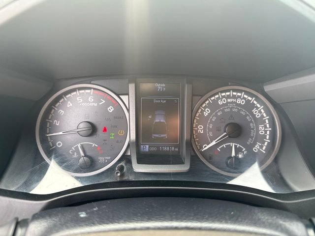 Used 2017 Toyota Tacoma 4x4 Double Cab image 29