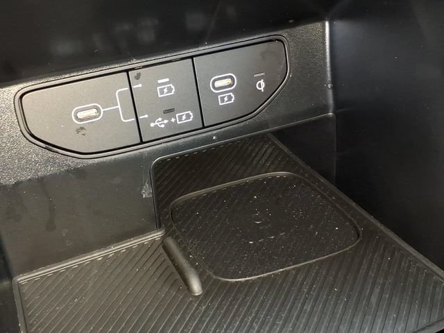 Used 2024 Kia Sorento SX FWD image 12