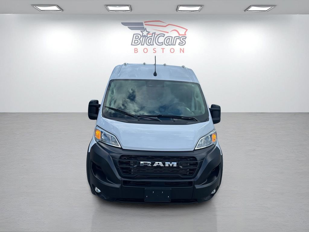 Used 2024 RAM ProMaster 2500 w/ Convenience Group FWD image 2