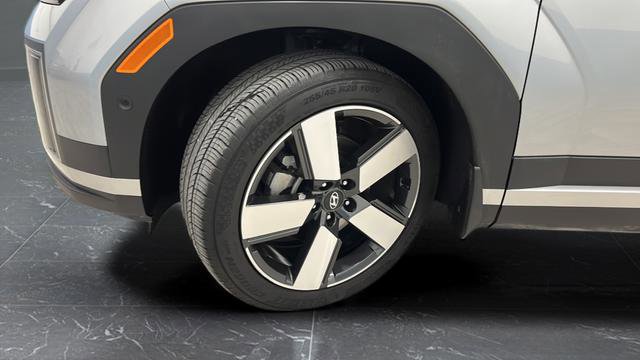 Used 2024 Hyundai Santa Fe Limited FWD image 30