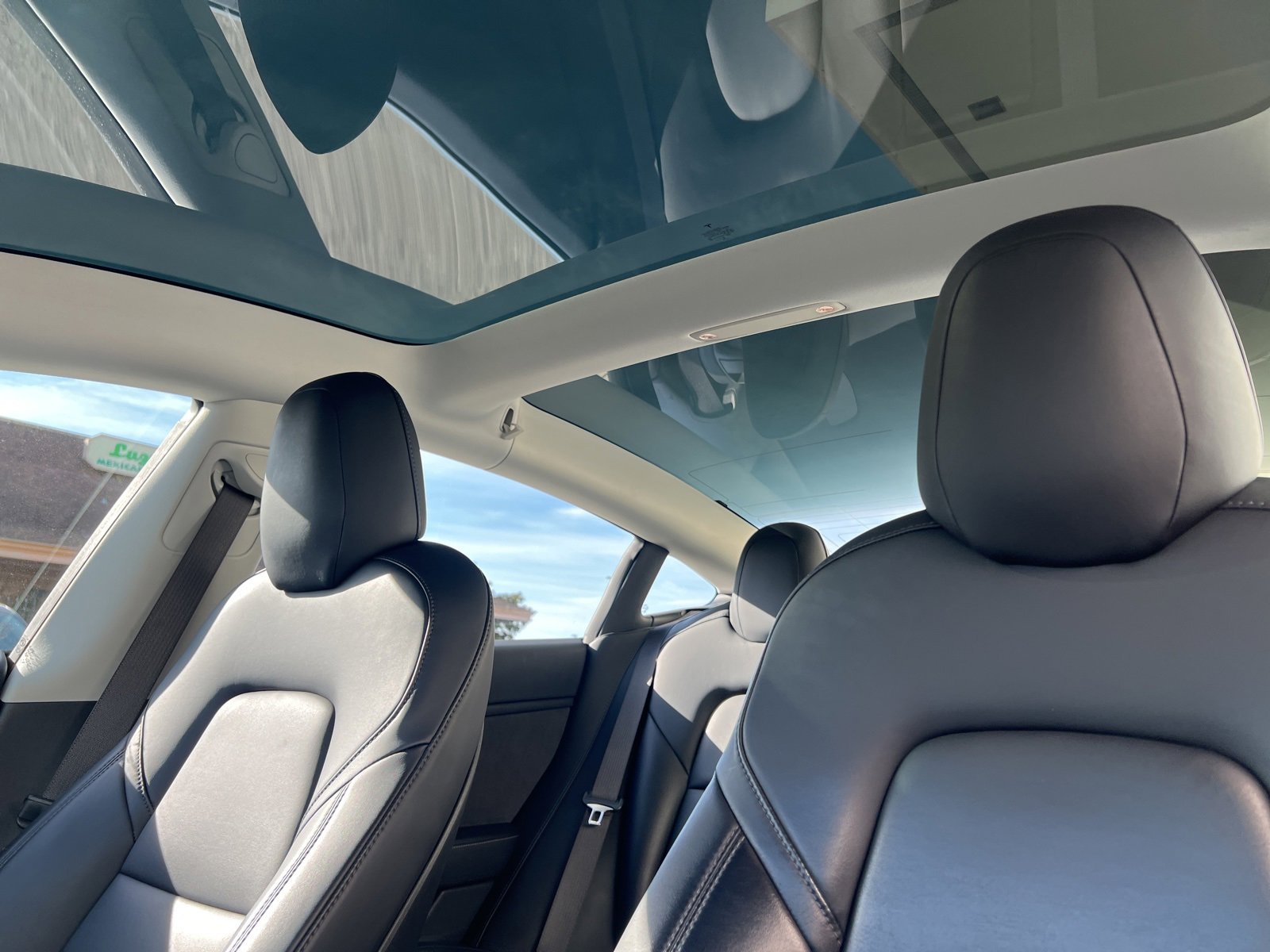 Used 2018 Tesla Model 3 Long Range image 17