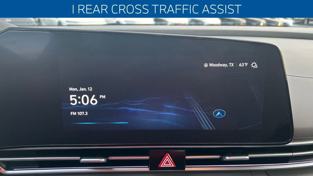 Used 2024 Hyundai Elantra SEL w/ Convenience Package image 15