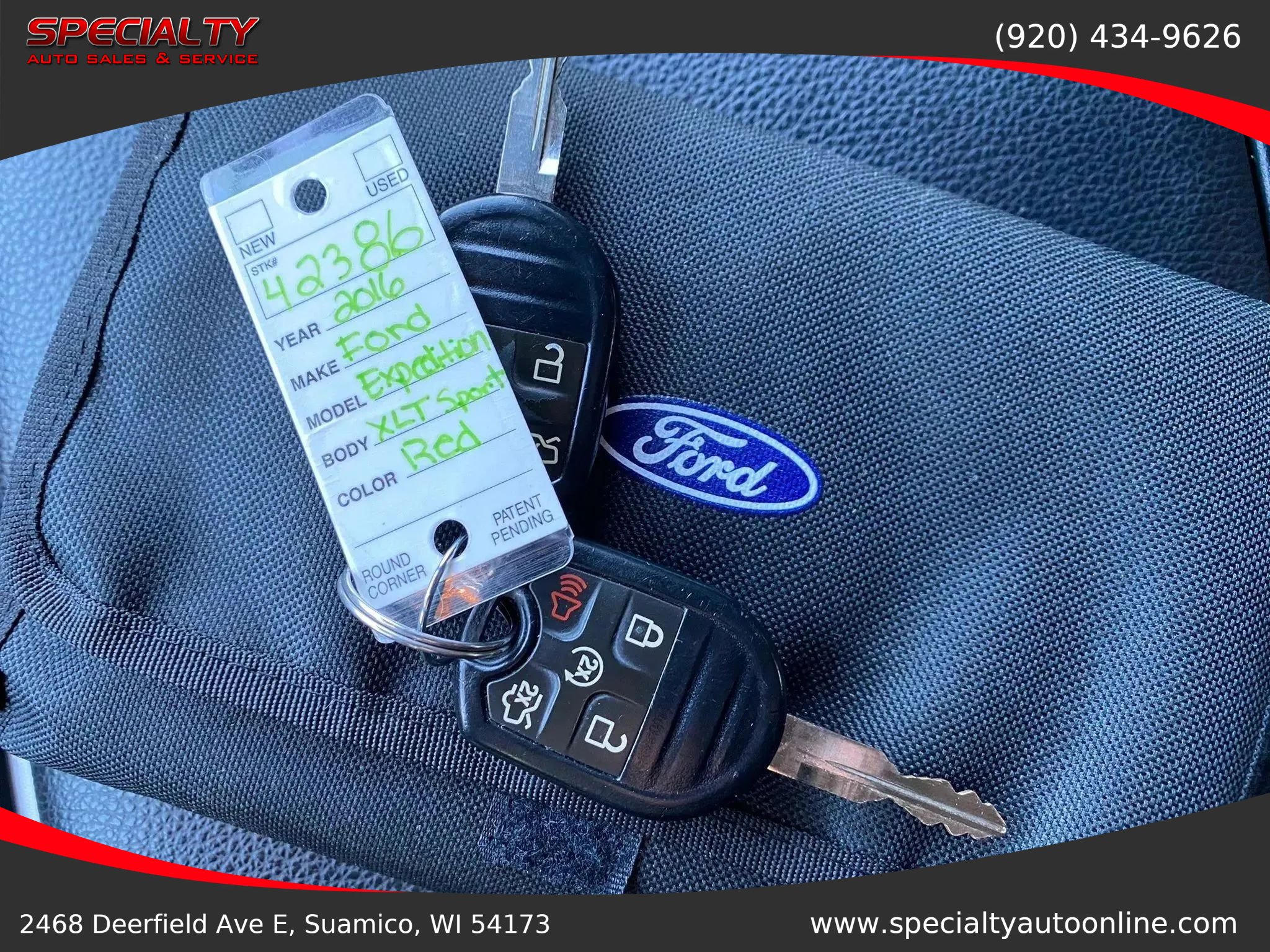 Used 2016 Ford Expedition XLT w/ Equipment Group 202A AWD/4WD image 46