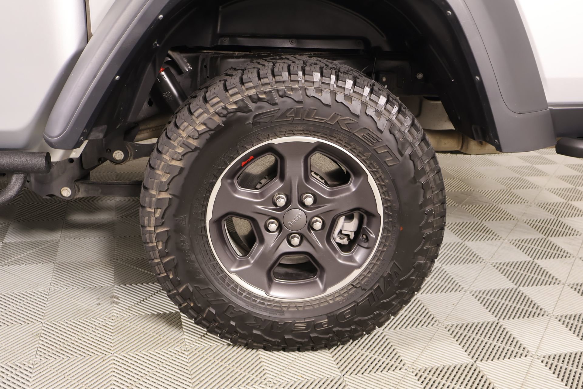 Used 2023 Jeep Gladiator Rubicon w/ LED Lighting Group AWD/4WD image 19
