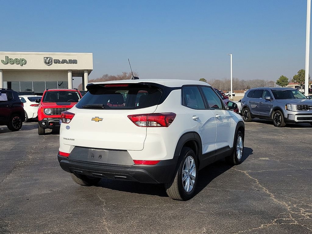 Used 2023 Chevrolet TrailBlazer LS image 5