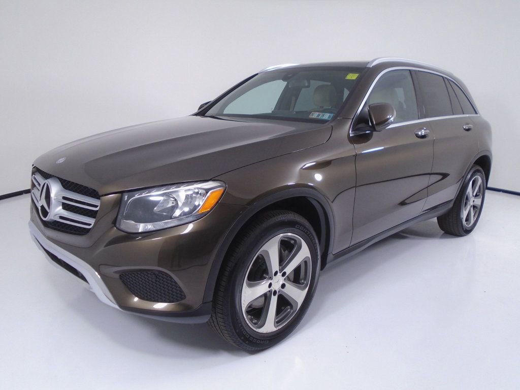 Used 2017 Mercedes-Benz GLC 300 4MATIC image 7