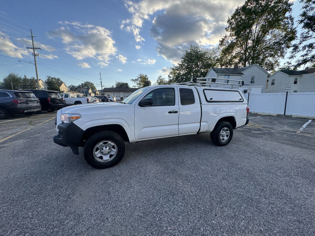 Used 2020 Toyota Tacoma SR image 28
