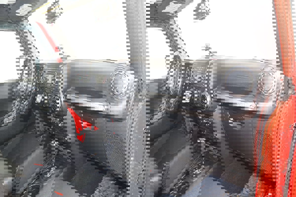 Used 2017 Jeep Wrangler Unlimited Sport w/ Quick Order Package 24S image 32