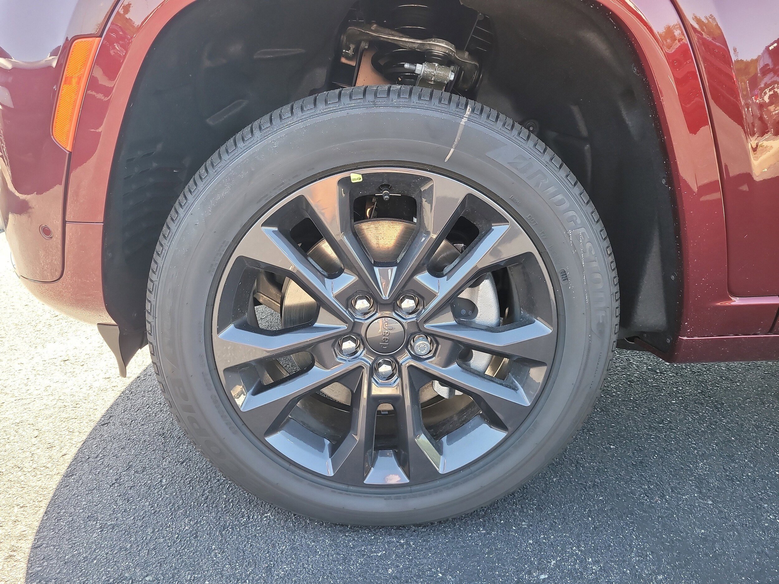 New 2026 Jeep Grand Cherokee L Limited AWD/4WD image 9
