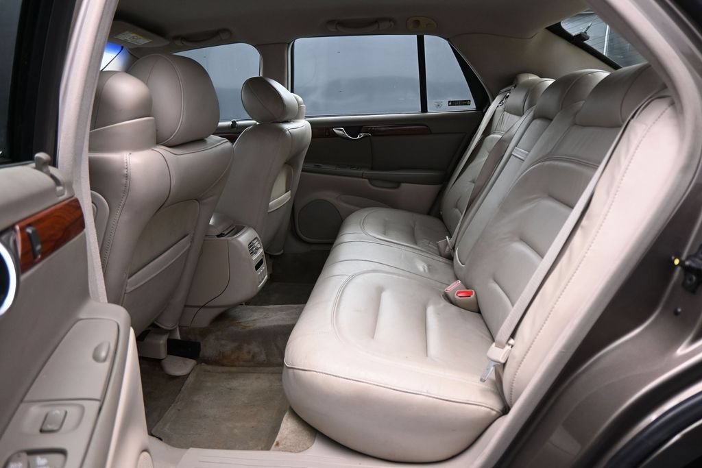 Used 2002 Cadillac De Ville w/ Comfort/Convenience Pkg FWD image 21