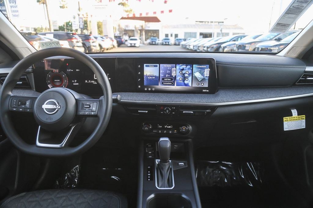 Used 2026 Nissan Kicks SV FWD image 14