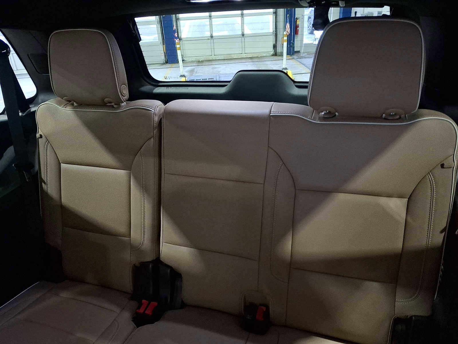 Used 2023 Chevrolet Tahoe Premier image 11