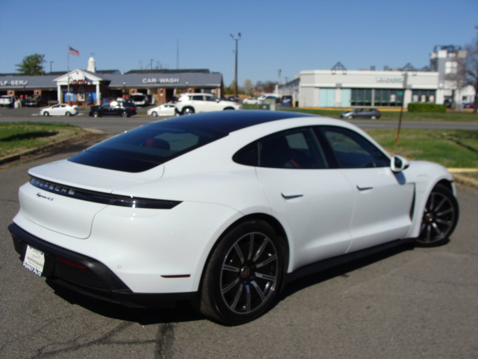Used 2020 Porsche Taycan 4S AWD/4WD image 6