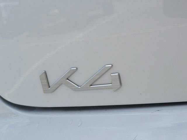 Used 2025 Kia K4 FWD image 8
