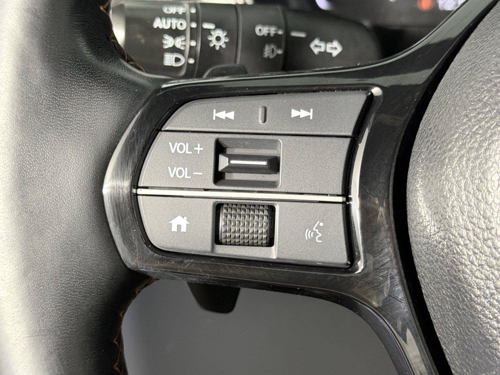Used 2023 Honda Pilot TrailSport image 27