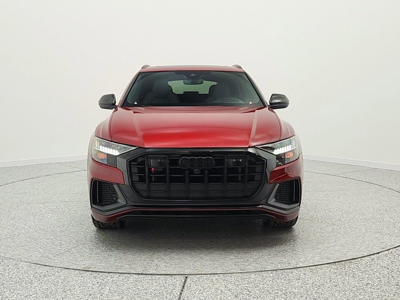 Used 2023 Audi SQ8 Prestige AWD/4WD image 2