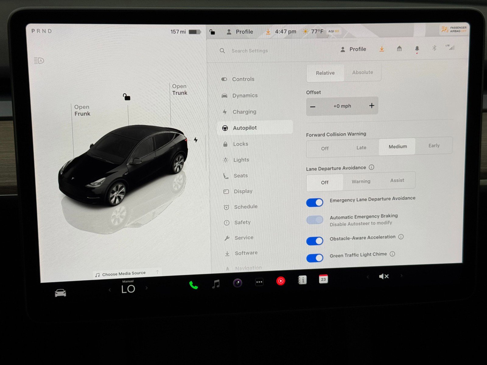 Used 2024 Tesla Model Y 2WD image 25