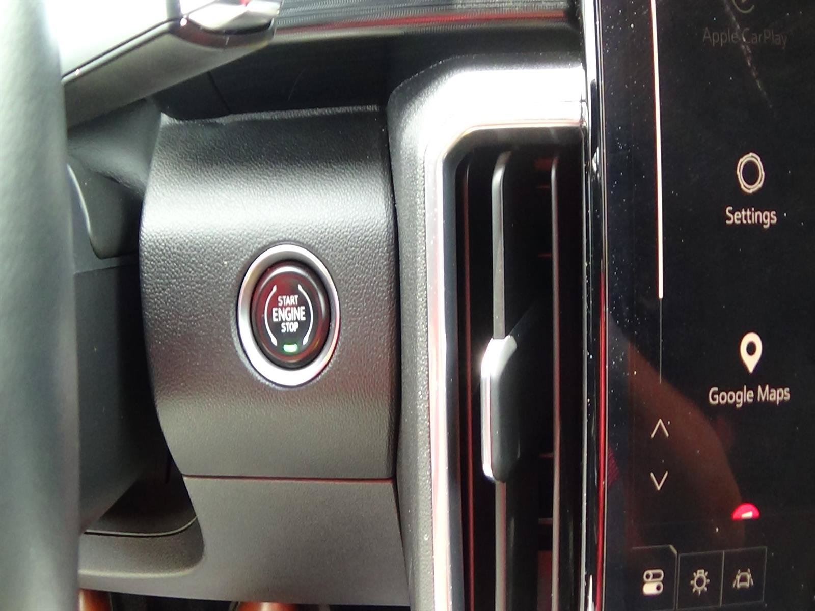 Used 2025 GMC Acadia Elevation FWD image 25