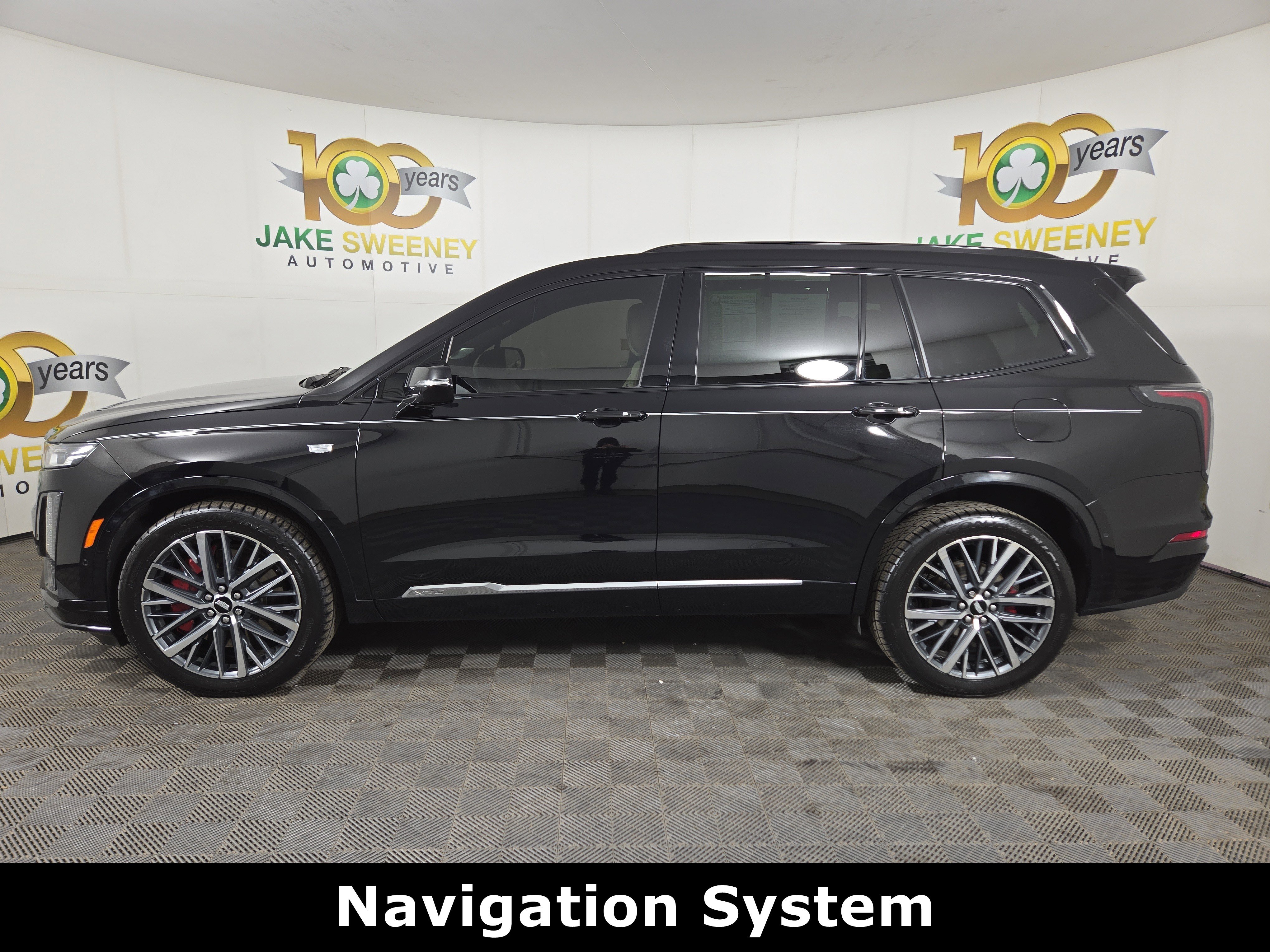 Used 2023 Cadillac XT6 Sport w/ Technology Package image 6